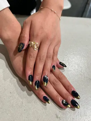 ネイル zir  nail 🕊️💗RIOのネイルデザイン