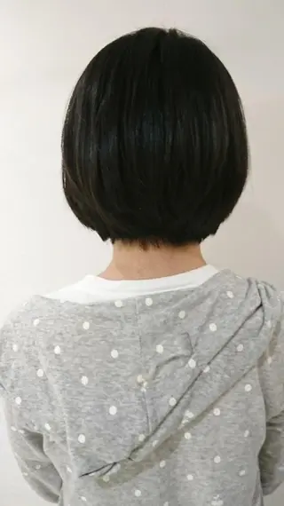 ショート 齋藤 愛美のヘアスタイル