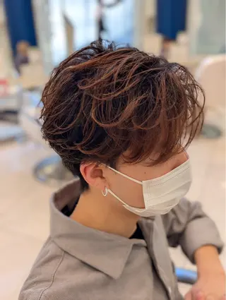 ショート メンズパーマ特化❗️ 当日予約OK今岡宏太のヘアスタイル