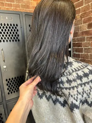 セミロング カラー パーマ ヘアアレンジ メンズ キッズ ネイル マツエク・マツパ アイブロウ 久木原 ゆりのヘアスタイル