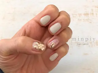 ネイル 𖡼 yumenoのネイルデザイン