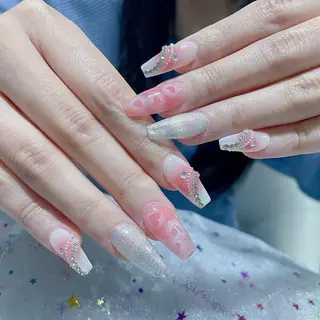 ネイル Queens 榊 まおのネイルデザイン