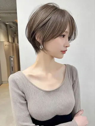 ショート 砂澤 瞳のヘアスタイル