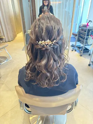 ショート カラー ヘアアレンジ RINA 🦋🫧のヘアスタイル