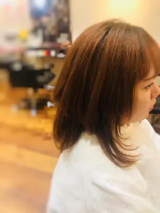 セミロング 谷口ゆめ/縮毛矯正/ 大人女子/眉ワックスのヘアスタイル