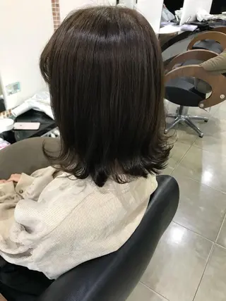 ミディアム カラー ヘアアレンジ 烏山 達也のヘアスタイル