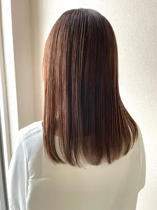 セミロング カラー 沢田 瞳のヘアスタイル