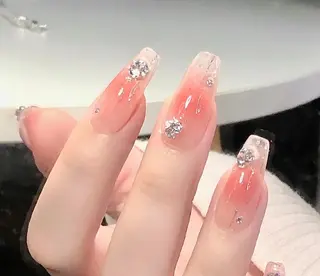 ネイル Theone栄店 田口のネイルデザイン