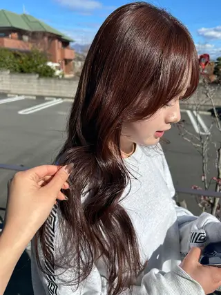 ロング カラー emusalon 前橋川原店所属・Akika ✩.*˚のヘアスタイル