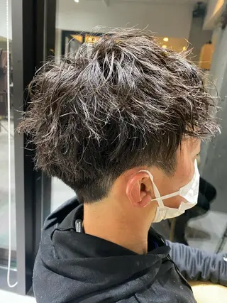 パーマ メンズ 似合う髪型が 分からない方へのヘアスタイル