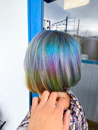 ショート カラー corazon ブリーチのヘアスタイル
