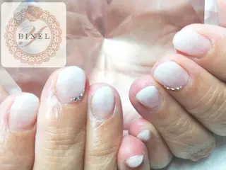 ネイル Nail Salon Y.BINELのネイルデザイン