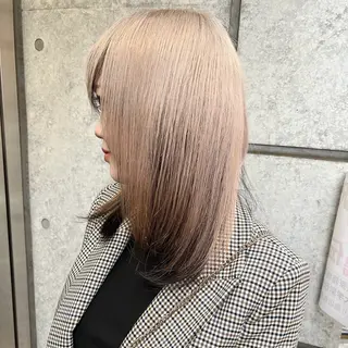 ミディアム カラー 癖毛救済✂️ボブ /髪質改善ストレートのヘアスタイル