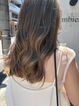 ロング カラー 渡邉 ひかるのヘアスタイル