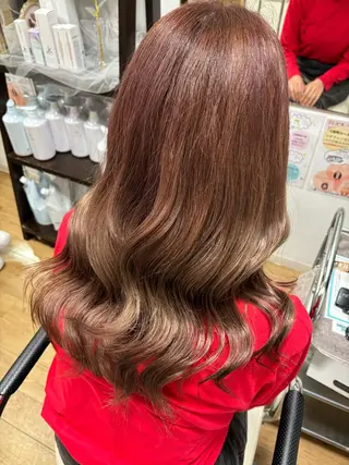 セミロング カラー SALOWIN / manaka 🪽のヘアスタイル