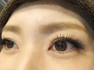 マツエク・マツパ Lana. *・eye&browのマツエク・マツパデザイン