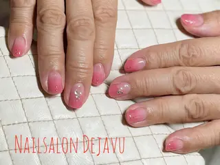 ネイル Nail salon Dejavu 🌿のネイルデザイン