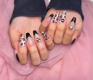 ネイル 𝐁𝐞𝐥𝐥 𝐦𝐞のネイルデザイン