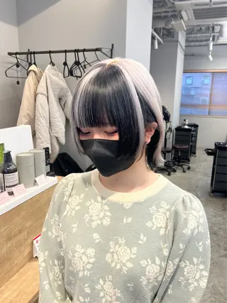 ショート カラー ブリーチ毛の縮毛矯正 ハイトーン/岡本智樹のヘアスタイル