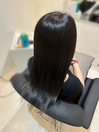 ミディアム Emuest心斎橋 SAKIのヘアスタイル