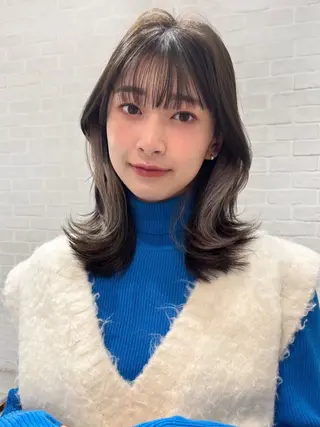 ミディアム カラー 【韓国ヘア×透明感 カラー】笹谷 莉未のヘアスタイル