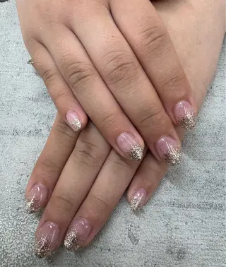 ネイル MAXKELLY ASAのネイルデザイン