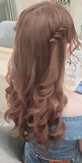 ヘアアレンジ FIRST天神駅直結 jr ハルヒのネイルデザイン