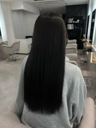 ロング 艶カラー✨レイヤー 𝐚𝐲𝐚𝐤𝐚のヘアスタイル