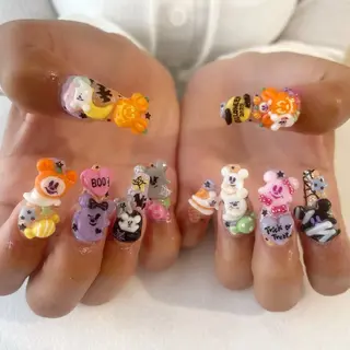 ネイル 💎🐰 saki. m 🐰💎のネイルデザイン