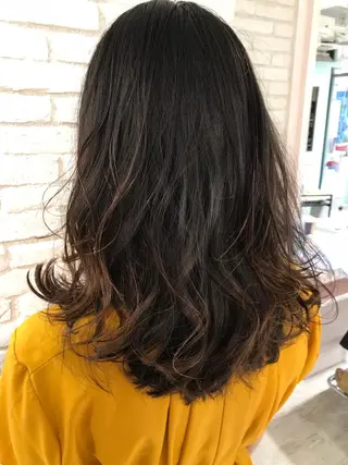 ロング カラー パーマ ヘアアレンジ キッズ マツエク・マツパ レイヤー＆カラー 人気美容師倉崎涼のヘアスタイル
