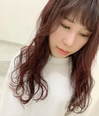 ロング カラー 村阪 由美子のヘアスタイル