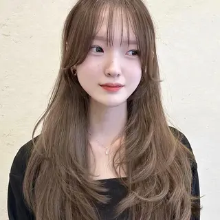 ロング 🌹ハッシュカット、 レイヤー韓国ヘア🌹のヘアスタイル
