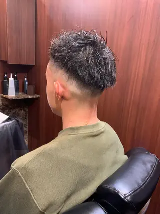 ショート パーマ メンズ 羽木 隆徒のヘアスタイル