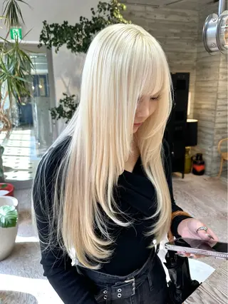 ロング ササキカズマ〻透明感 〻色落ち〻赤み消しのヘアスタイル