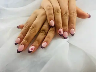 ネイル オハナ マルのネイルデザイン