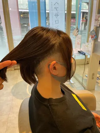ショート 本田 卓也のヘアスタイル