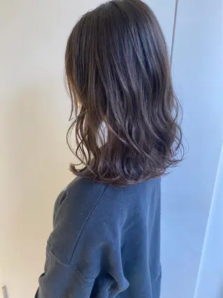ミディアム カラー GOODDAY ヘアサロンのヘアスタイル