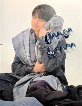 ネイル imaichise 🧡💜推しネイルのネイルデザイン