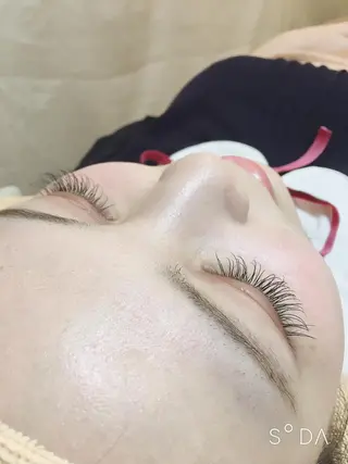 マツエク・マツパ 佐藤 梨里花 ❤︎のヘアスタイル