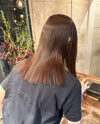 カラー ANDREY所属・川東 惟来のヘアスタイル