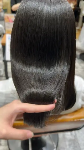 セミロング カラー パーマ 美髪ヘッドスパ🫧 西山紗奈江💆‍♀️のヘアスタイル