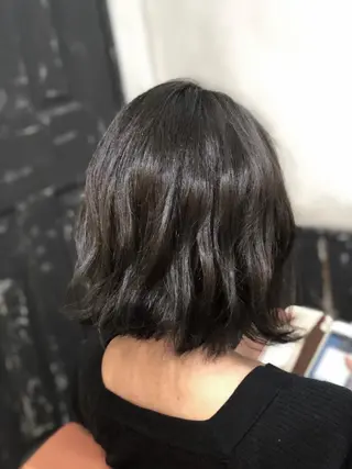 ショート カラー パーマ 美髪矯正 🌈髪質改善 山下のヘアスタイル