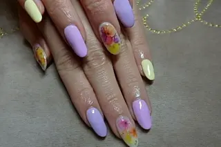 ネイル LAVISH nail salonのネイルデザイン