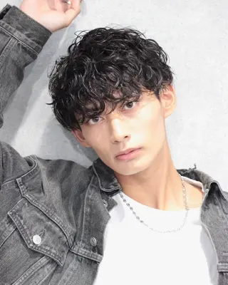 パーマ ヘアアレンジ メンズ Ryo横浜韓国ヘア/ 曲がる縮毛矯正特化のヘアスタイル