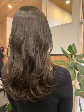 セミロング カラー 池見 円花🌷のヘアスタイル