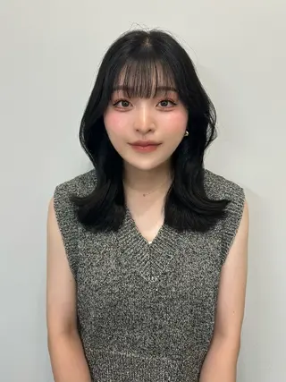 ミディアム カラー 心斎橋l大人韓国ヘア レイヤー×艶カラーのヘアスタイル