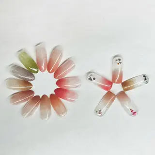 ネイル VOGUE ×SWANのネイルデザイン