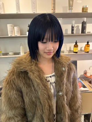 ショート カラー Tsukasa/ ハイトーン/寒色のヘアスタイル