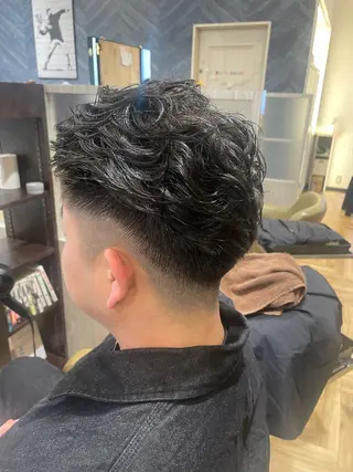 パーマ 中村 誠也のヘアスタイル