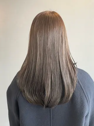 セミロング カラー kitin 吉祥寺 山岸花のヘアスタイル